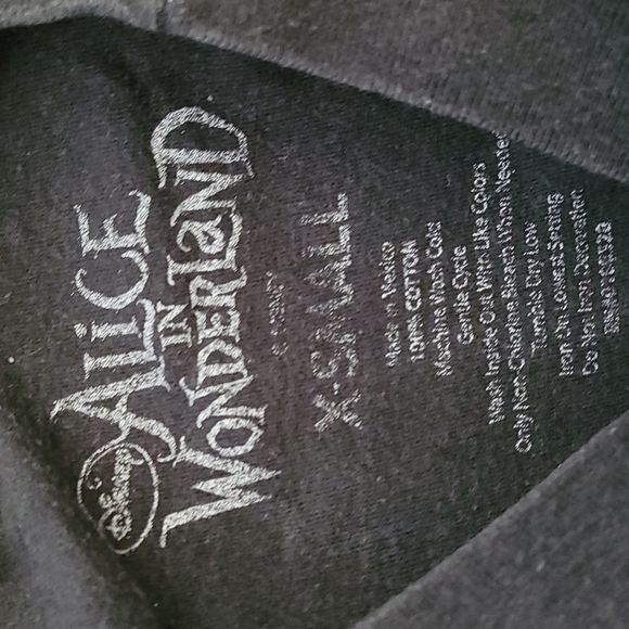 Alice in Wonderland Johnny Depp T-Shirt - Picture 3 of 3